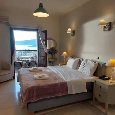 Vardia Hotel Kardamyli Room photo